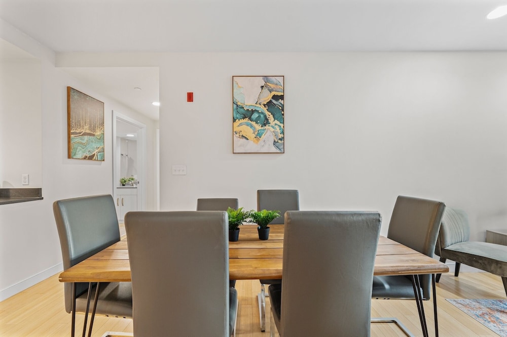 Furnished Apartment near BMC