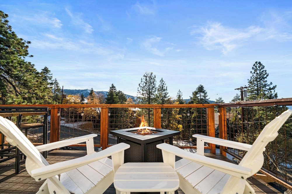 Moonridge Chalet