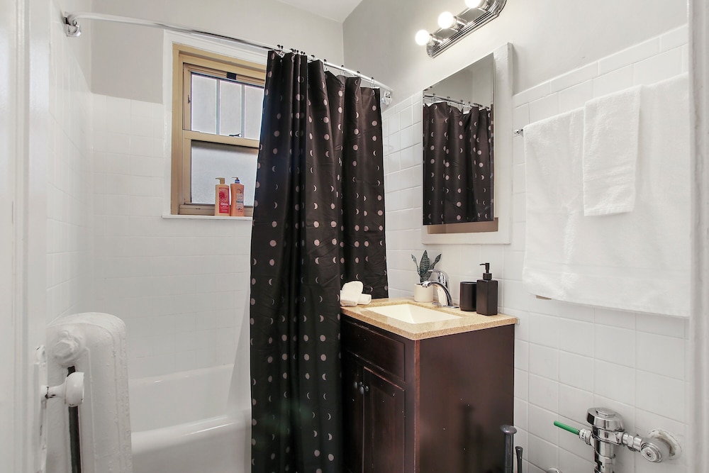 Cozy Studio in Hyde Park - BS 226 rep