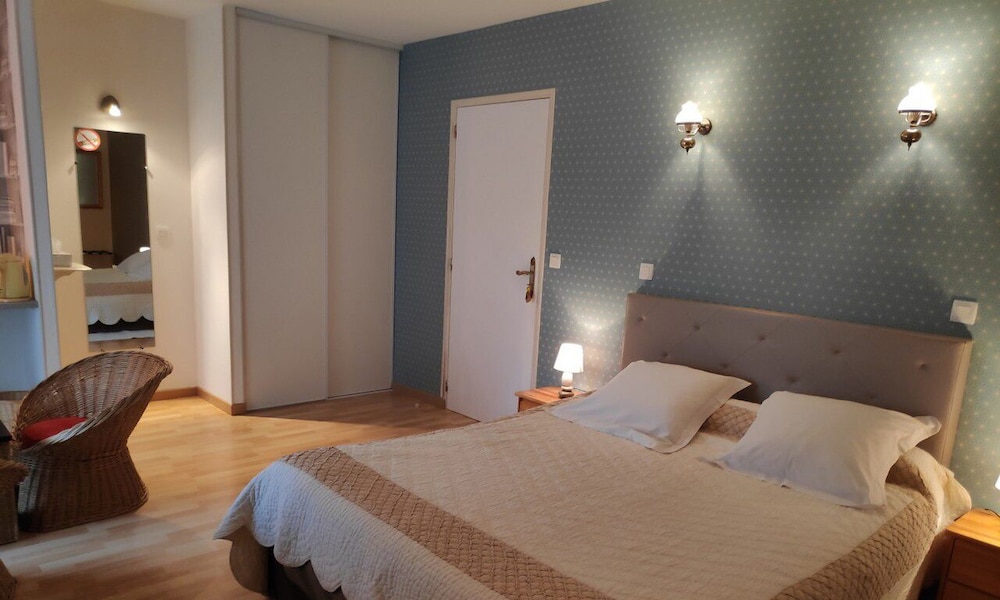 Logis De Chezelles