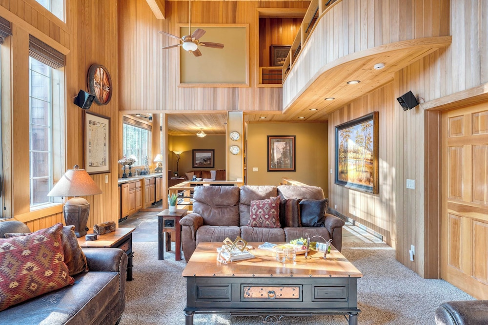 Northstar Haven Cozy-chic Retreat Near Lake Tahoe & Downtown Truckee