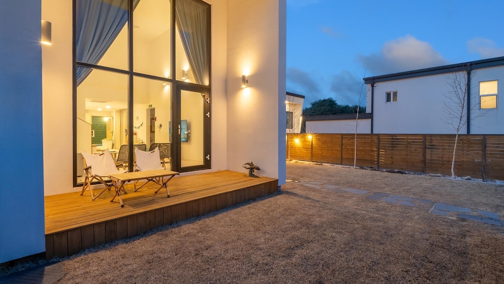 Gangneung Agigorae Poolvilla - Image 5