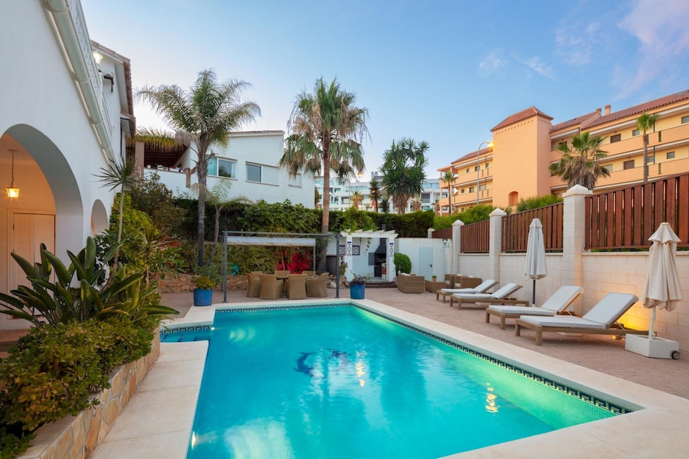 Family Villa Mijas-costa Close to the Beach