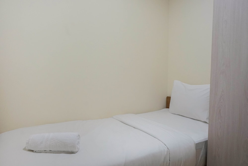 Wonderful 2BR Menteng Park Apartment with Private Lift view 2