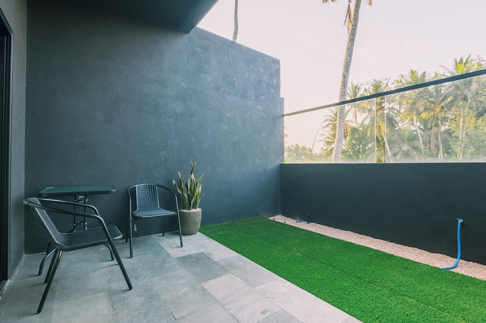Himawari House