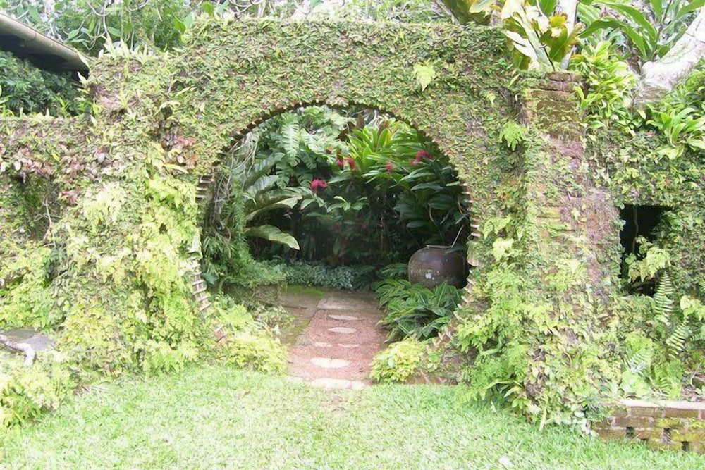 Sankarest Villa