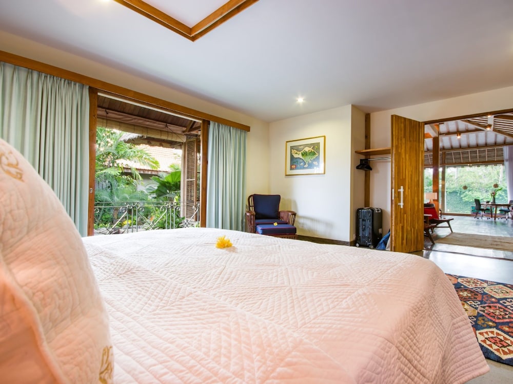 Villa Desa Roro Dua by Villa Finder