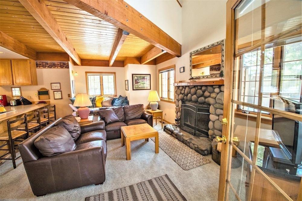 Mt Adams 6 2 Bedroom Home