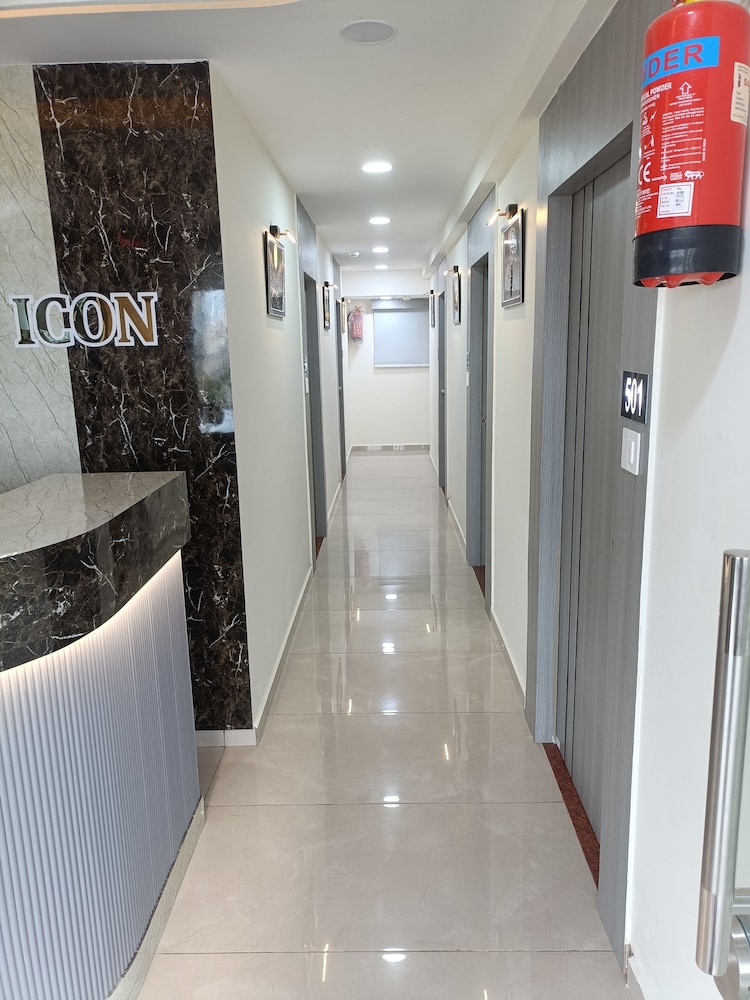 Hotel Sun Icon