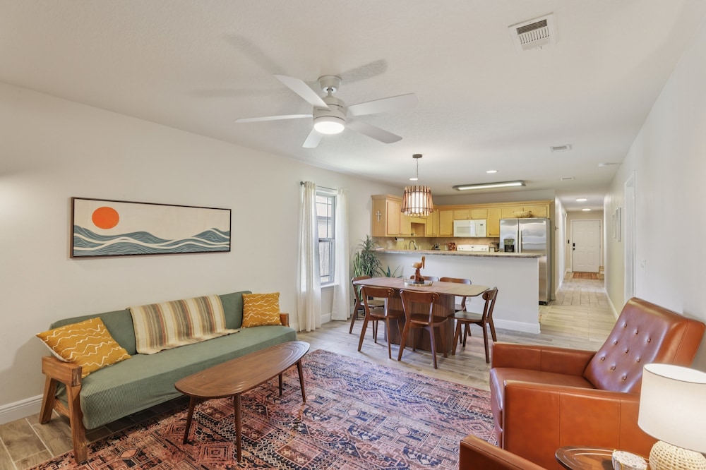 Relaxing Pace Bay House 3 Bedroom Home