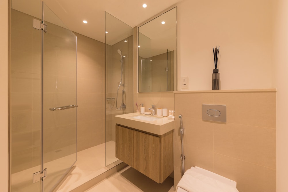 Premium Spacious 3BR Downtown Views