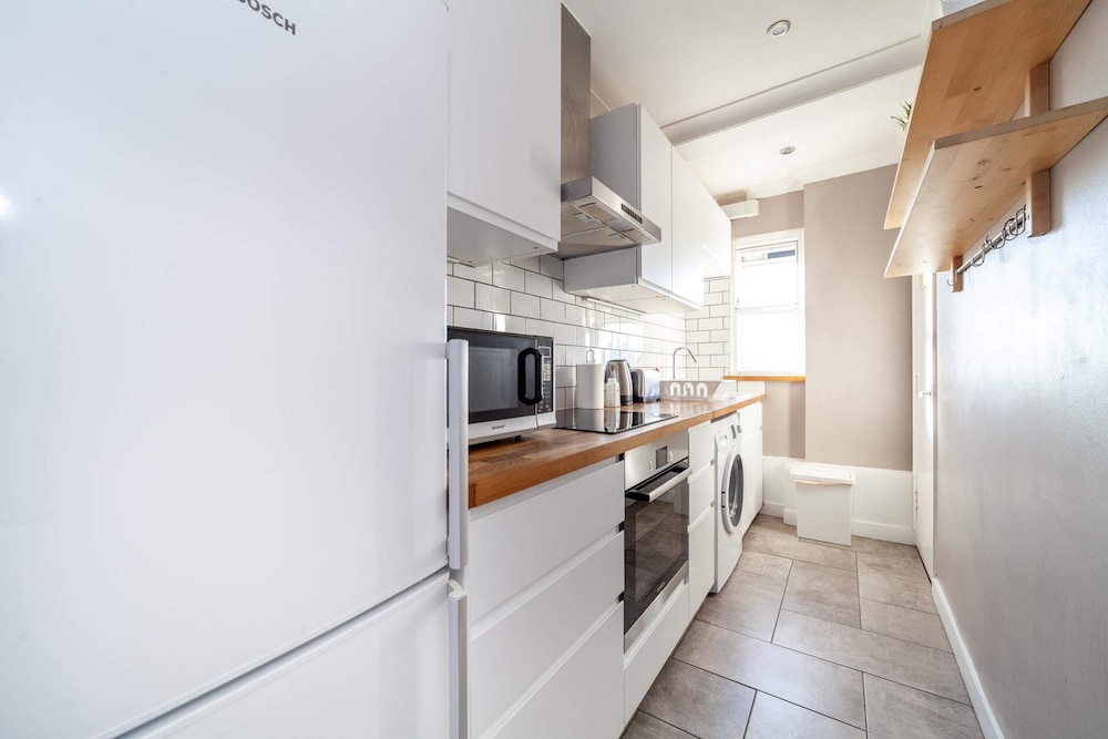 Bright and Cosy Apartment in South London