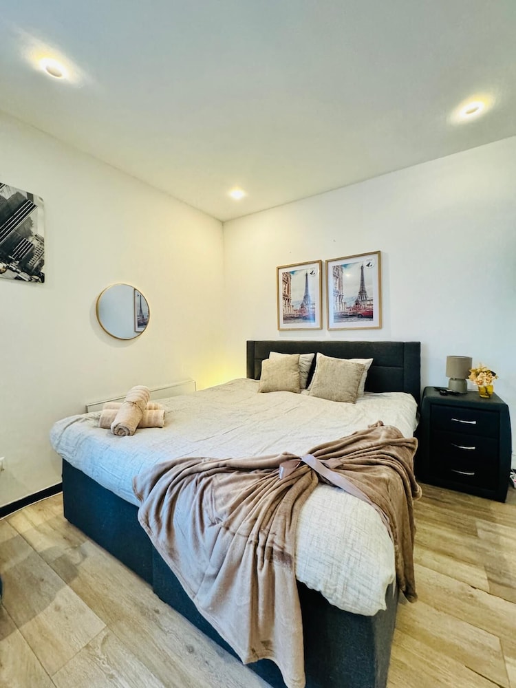 Central King Studio Downtown Area