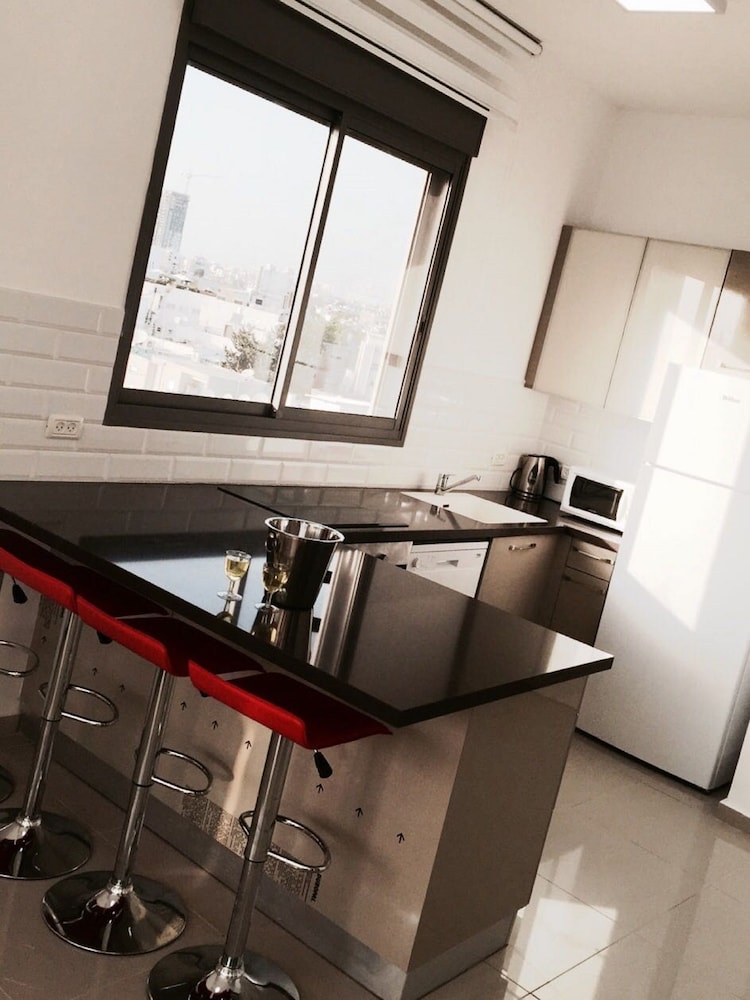 Luxury Apartment in Tel Aviv