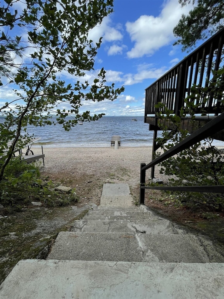 Fletcher Limit 8 4 Bedroom Cottage