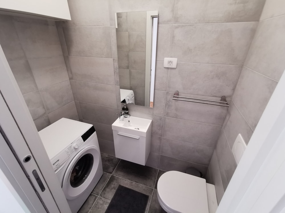 Apartments Egis Koper