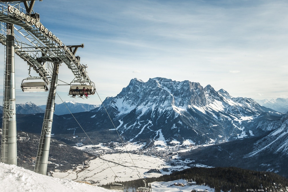 Superior Chalet mit 4 Schlafzimmern & Wellness