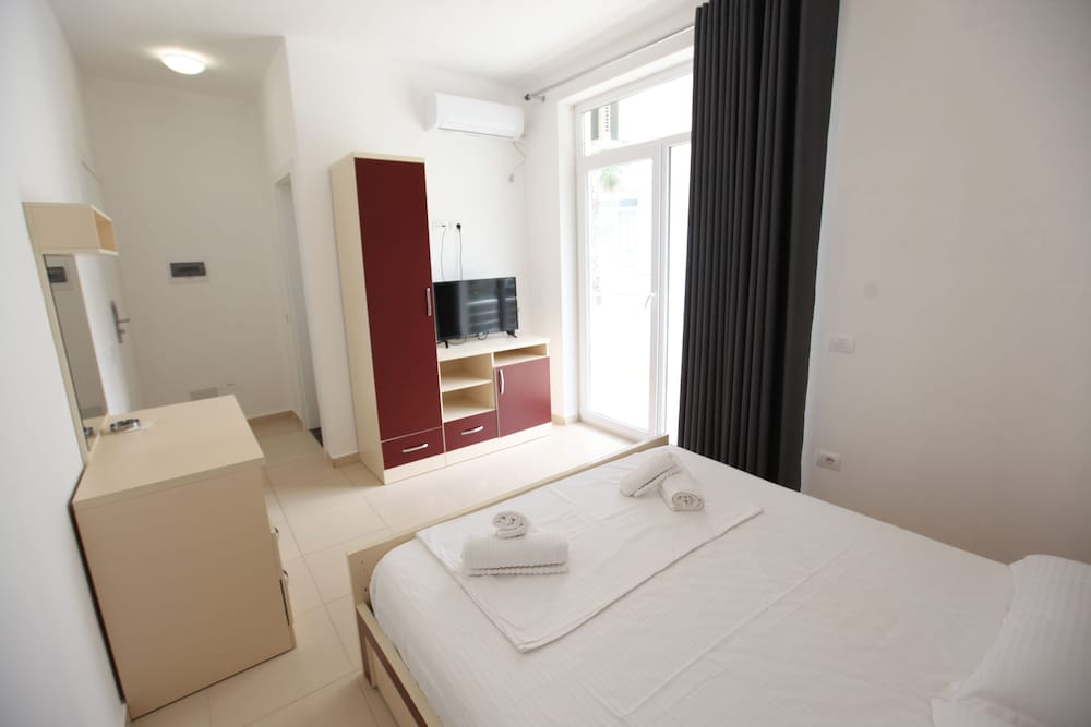 Zahos Hotel