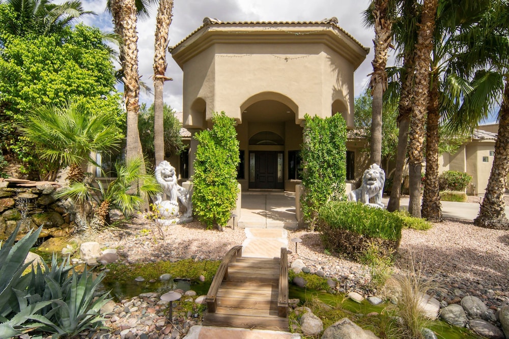 Arcadia by Avantstay Breathtaking Oasis in Scottsdale w Pool Hot Tub Game Room