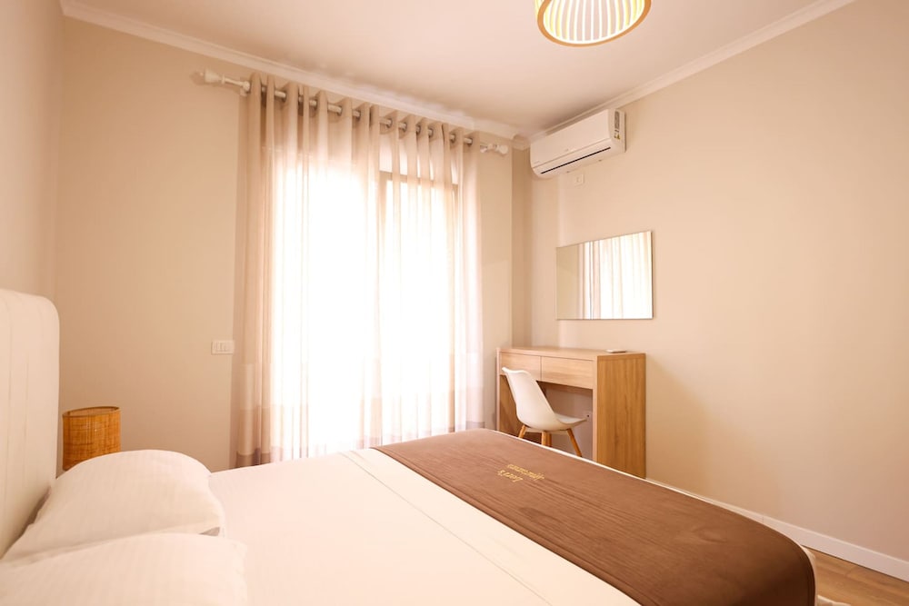 Grandstay Urban Five
