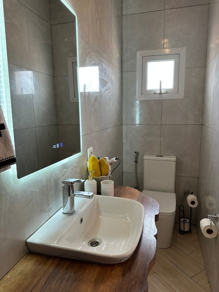 Tia Vahine - Boutique Hôtel Ivato