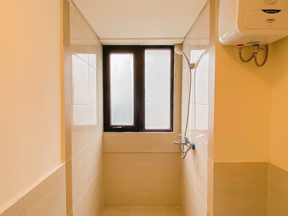 Simple Look 3Br Meikarta Apartment