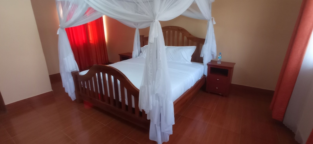 Afroclan House view 2