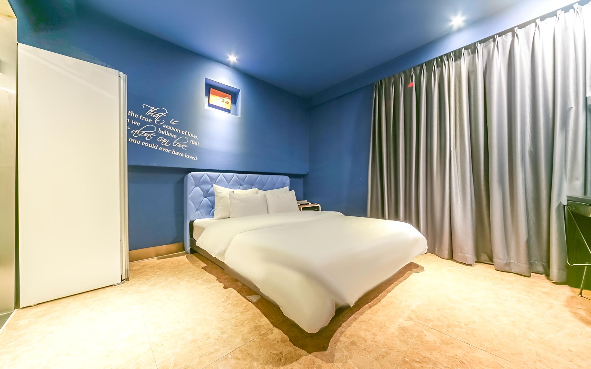 Changwon Myeongseo-dong Hotel Bucks view 4