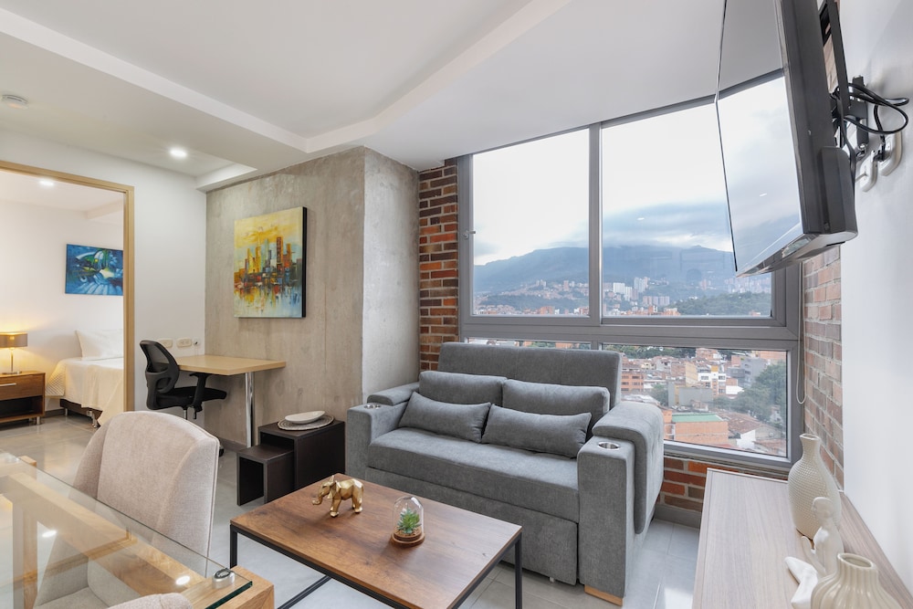 Laureles Cozy Diamond in the Sky