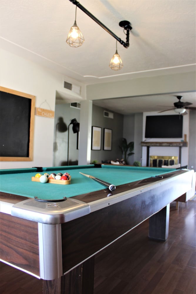 El Chuco Home W Pool Pool Table 15 min Downtown