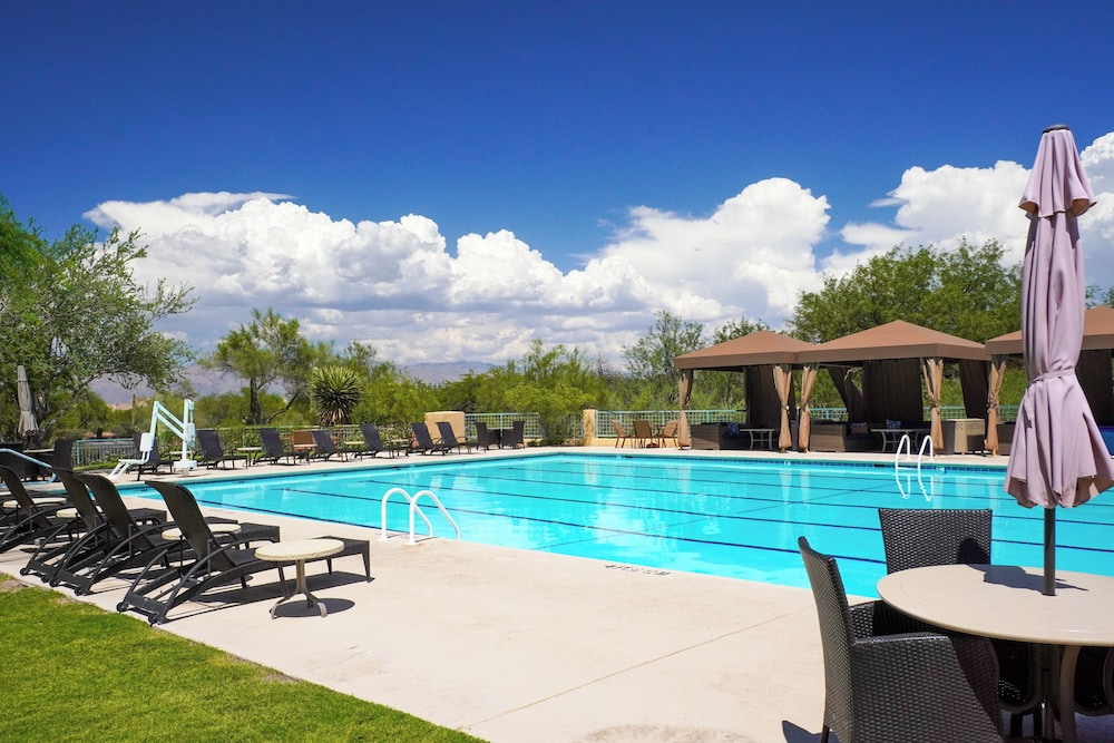 Amazing Desert Views! Tucson Casita on Golf Course