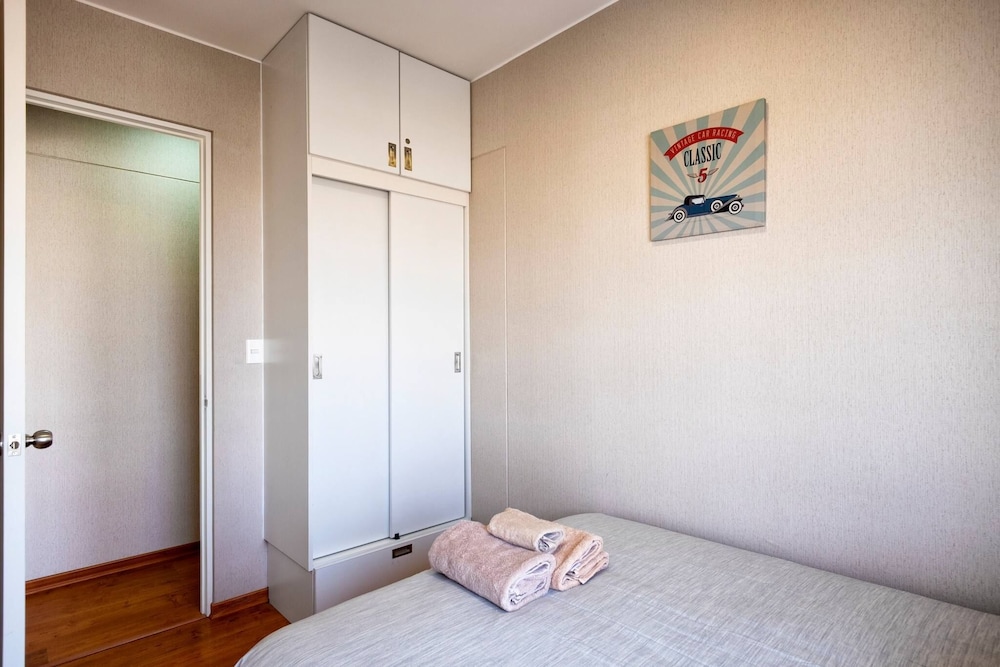 Ur Place Rentals - Modern 3bdrm, Swimming Pool And Gym view 5
