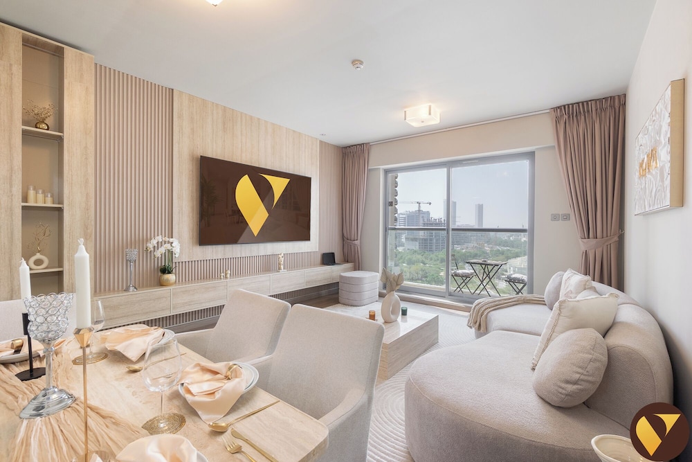 Stylish Peaceful in JVC full Amenities