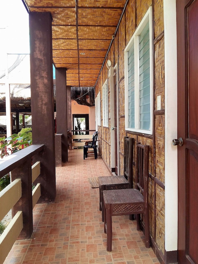Coco Grove Nature Resort and Spa