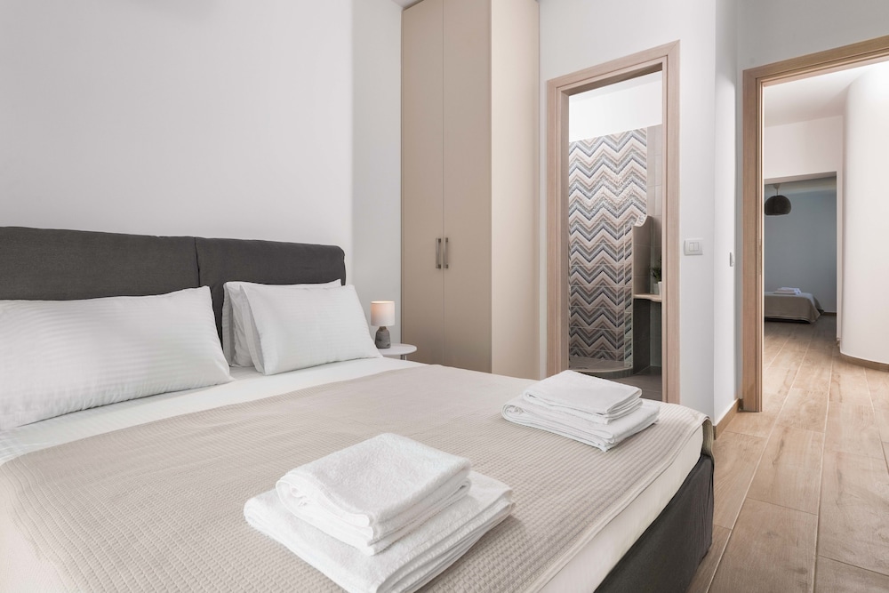 Hill & Sea View Villas