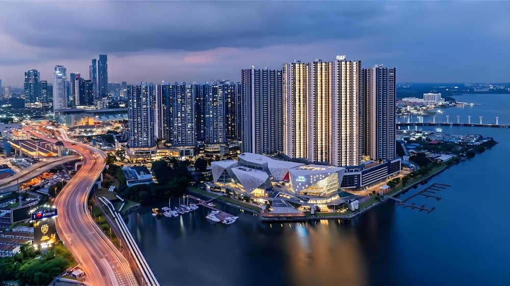 R&F Princess Cove by FUJU & 5mins to ClQ