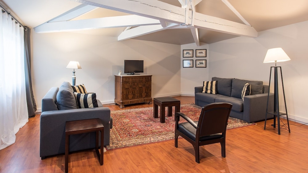 Domaine de Valmont - Property Image 16