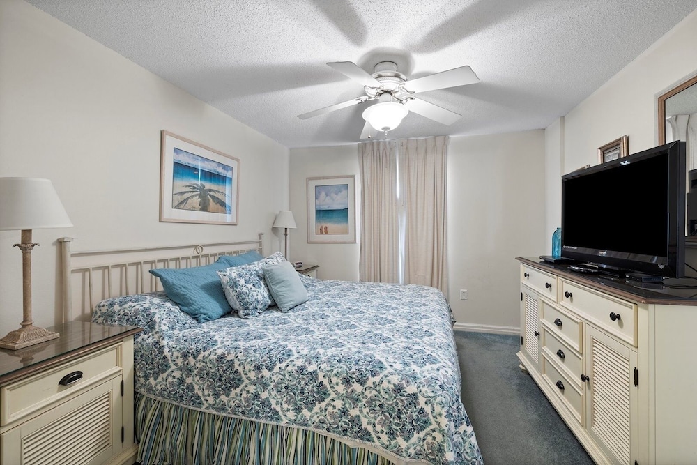 Pelican Beach 1008 1 Bedroom Condo by Pelican Beach Management view 5