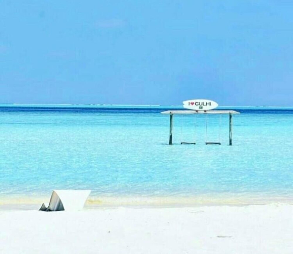String Wave Maldives