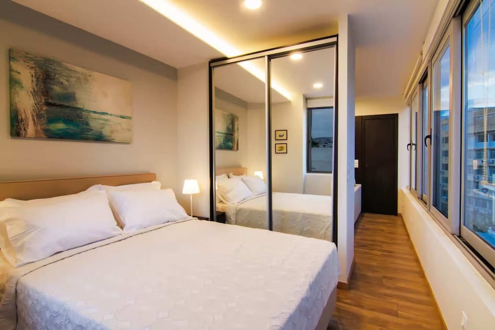 Praxitelous 37 in Athens