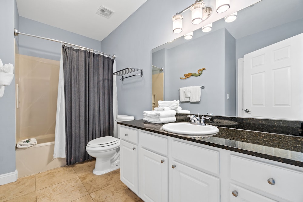 Calypso Beach Resort by Panhandle Getaways