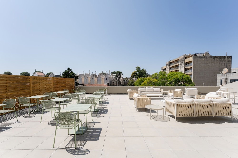 Bom Sucesso Executive Flat 5 4 by Feel Porto