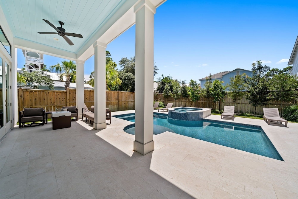 Magnolia Tides 6 Bedroom Home