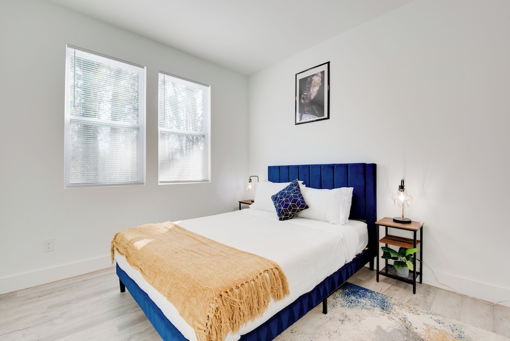 3 Mi to Six Flags: Atlanta Area Apartment