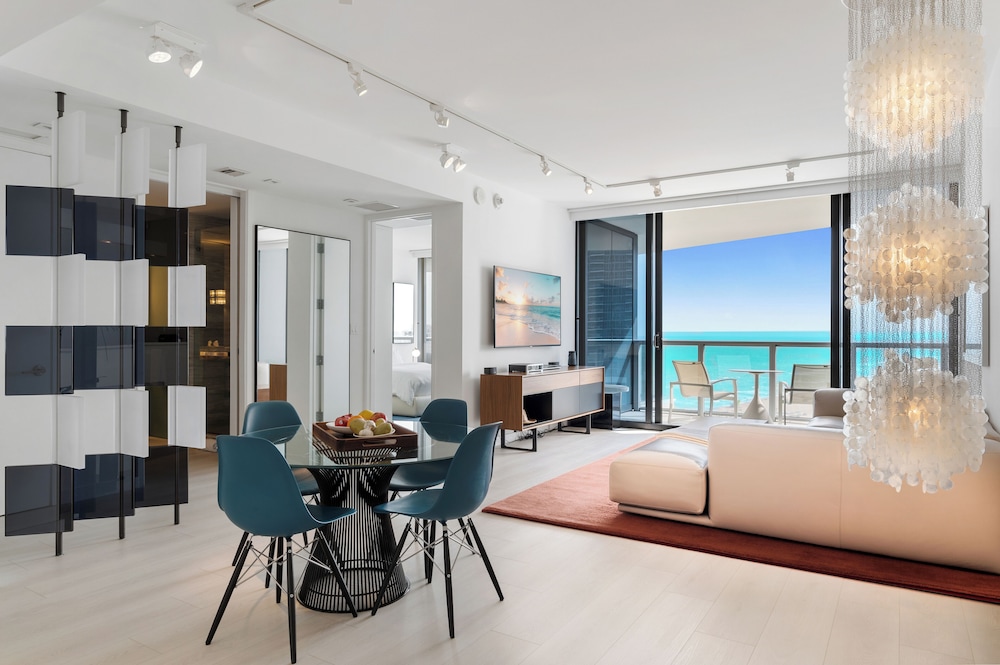 Luxury Vacation Rentals in South Beach by LRMB