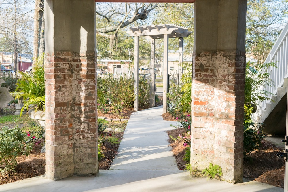 Abita Springs Hotel