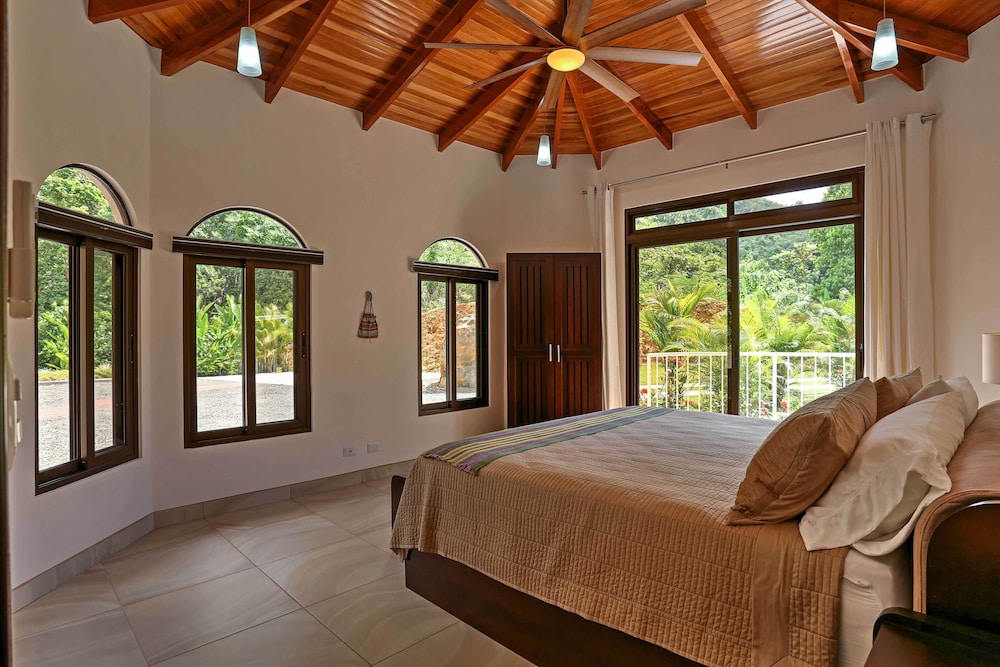Stunning Casa de la Roca House w/ Infinity Pool!