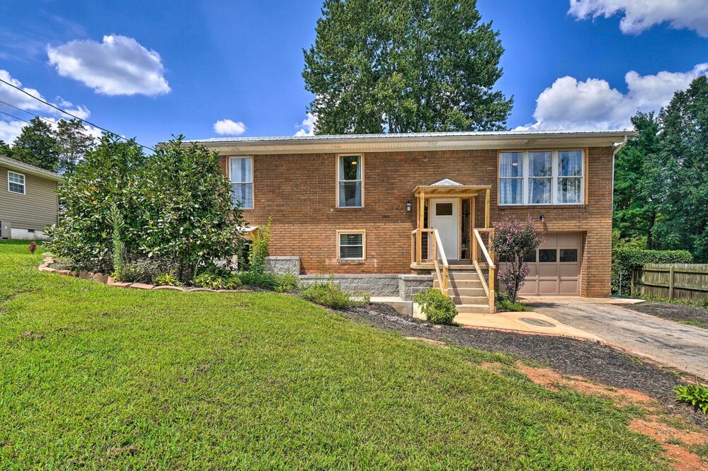 Updated Knoxville Home w/ Media Room + Patio! view 4