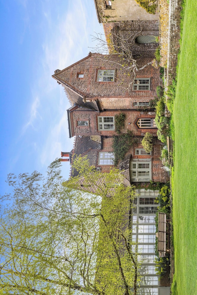 The Walled Garden