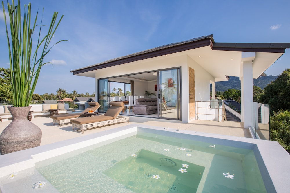 Ban Tai Estate Villas